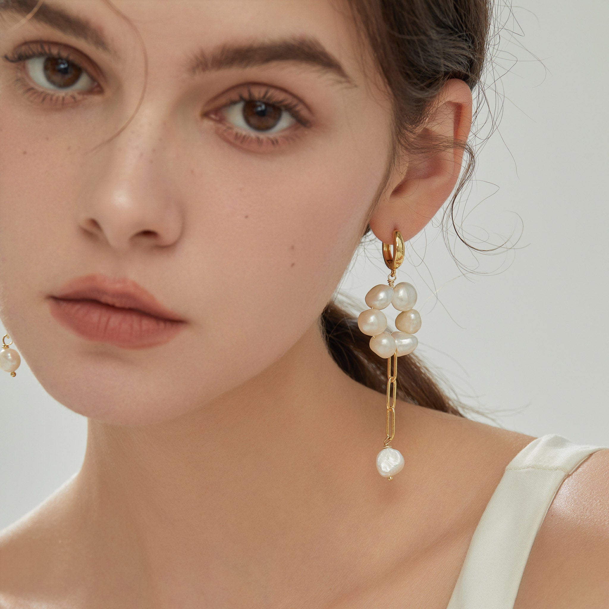 Pearl Drop Earrings - Mathilde