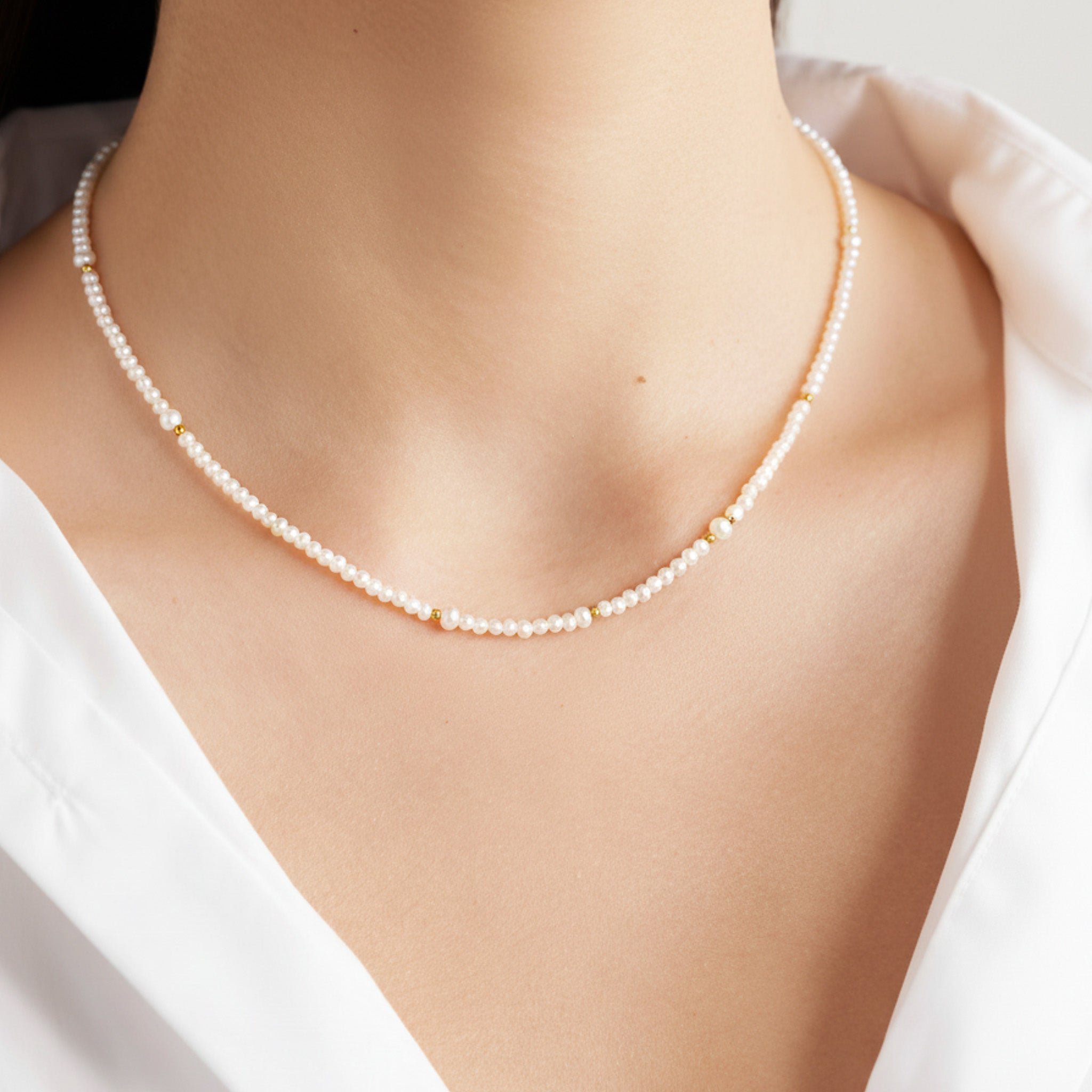 Emili Pearl Necklace