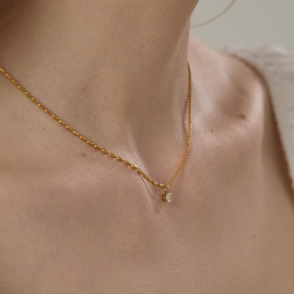 Heidi Chain Necklace detail