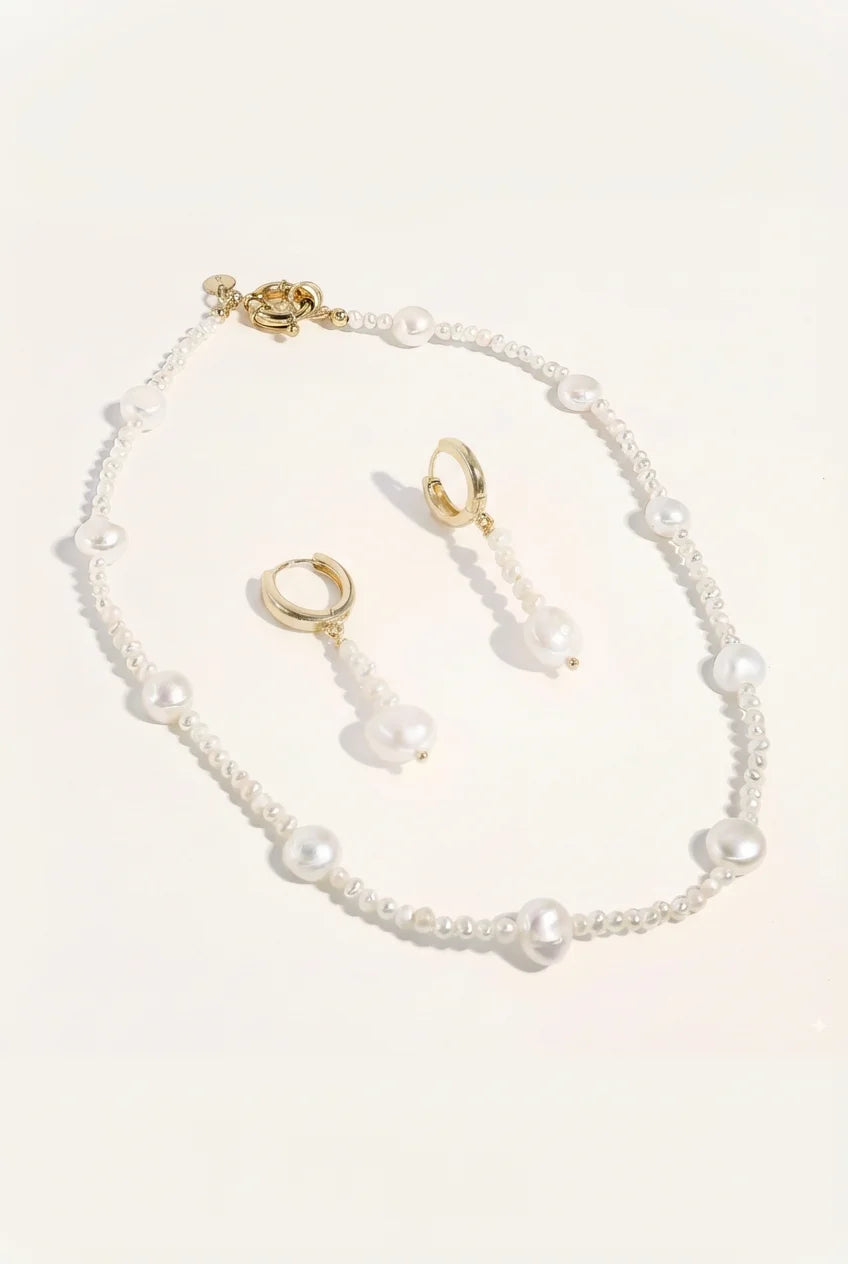 Kylie Pearl Necklace & Earrings Set