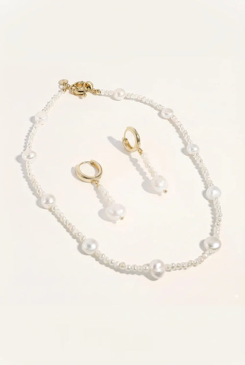 Kylie Pearl Necklace & Earrings Set