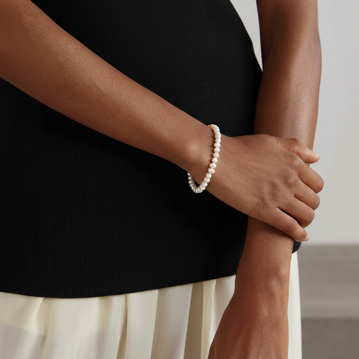 Carrie Pearl Bracelet