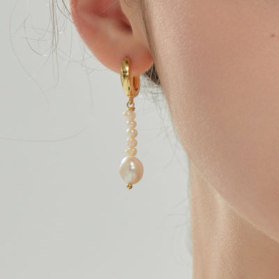 Kylie Pearl Earrings
