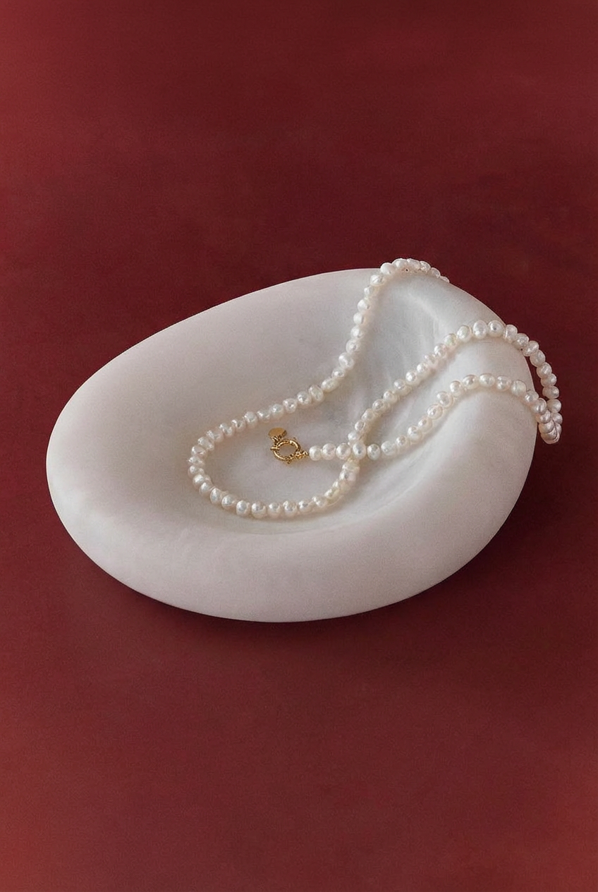 Jackie Essential Freshwater Pearl Necklace