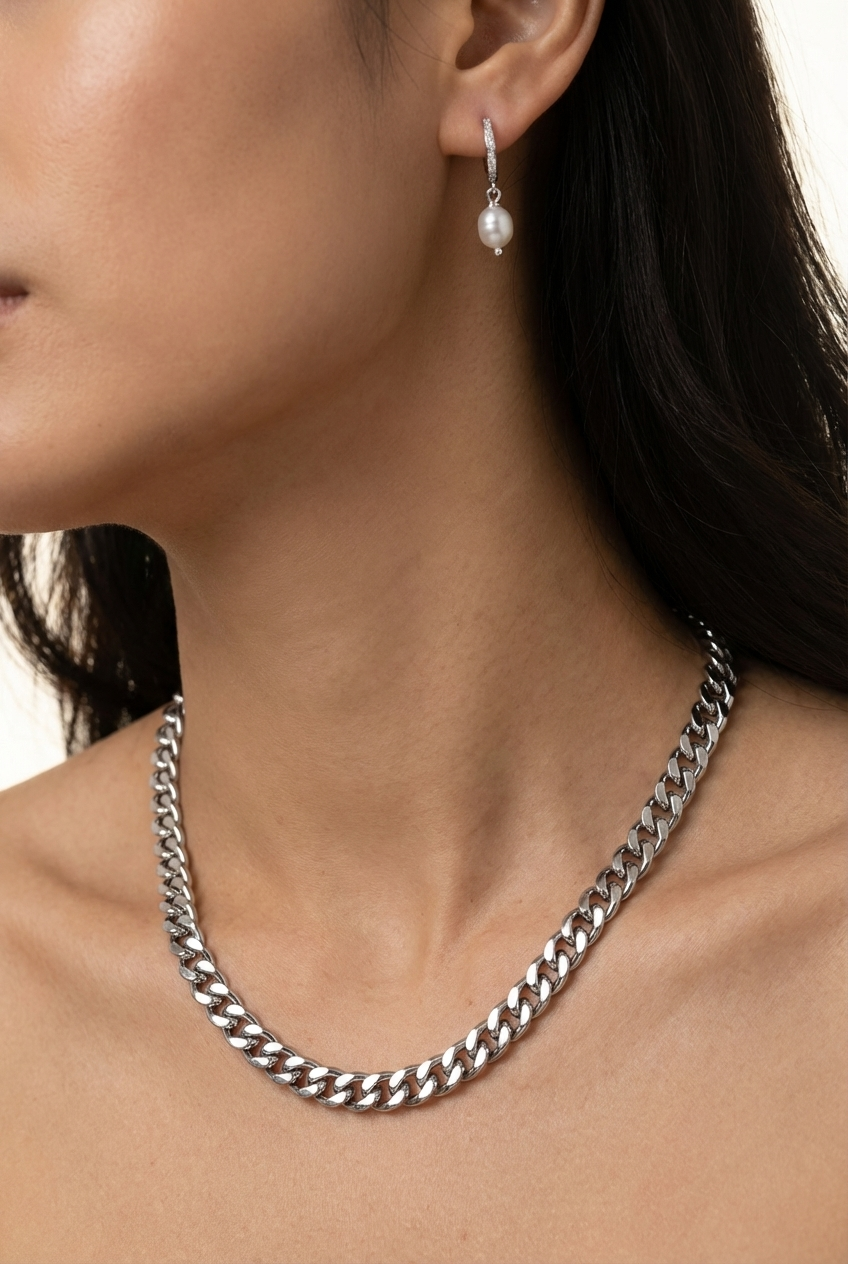 Lisa Silver Necklace + Lou Pearl Earrings Set