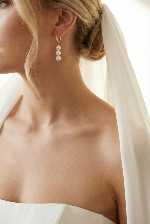 Maja Pearl Earrings