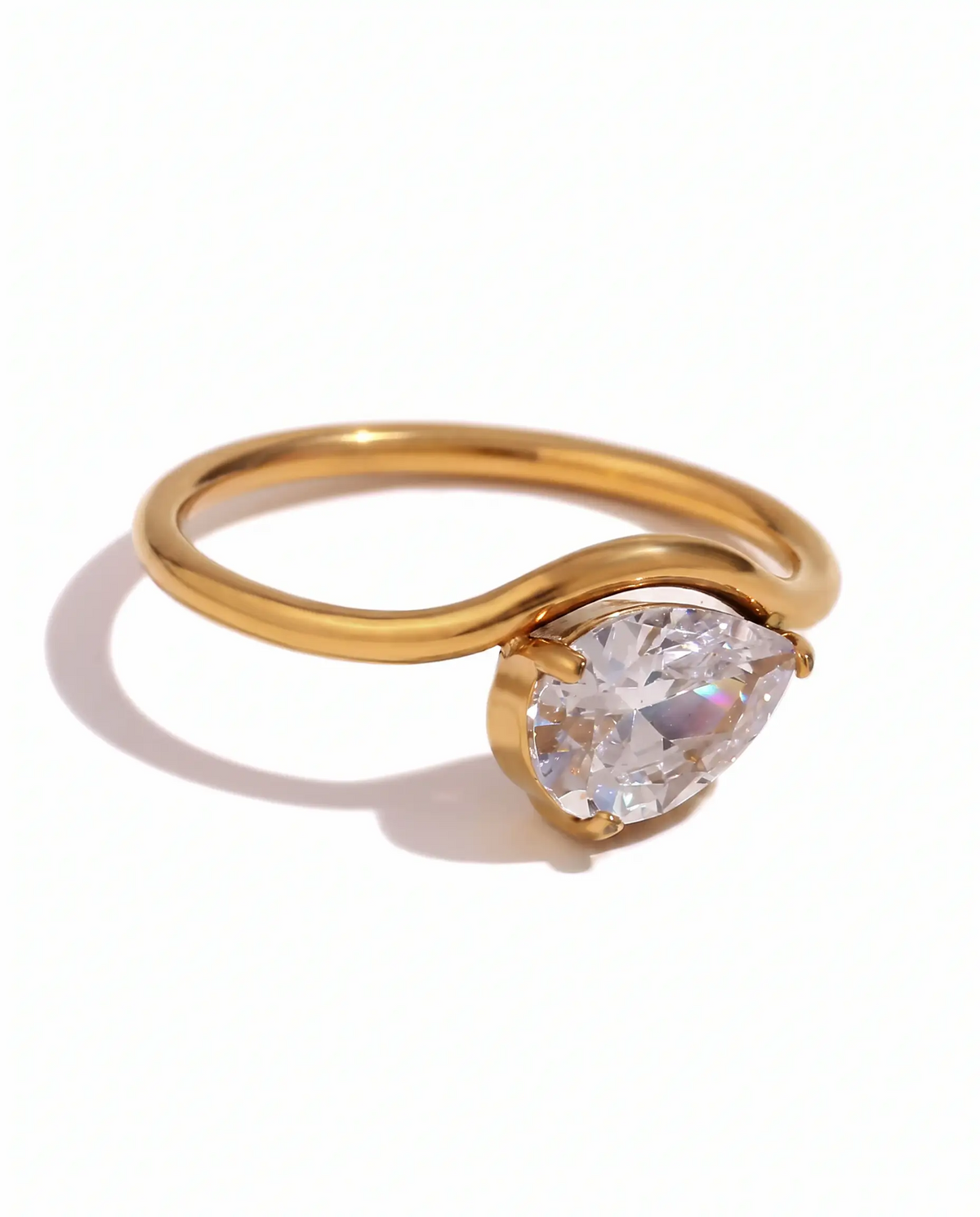 Margot Solitaire Ring – Cubic Zirconia, 18K Gold Plated
