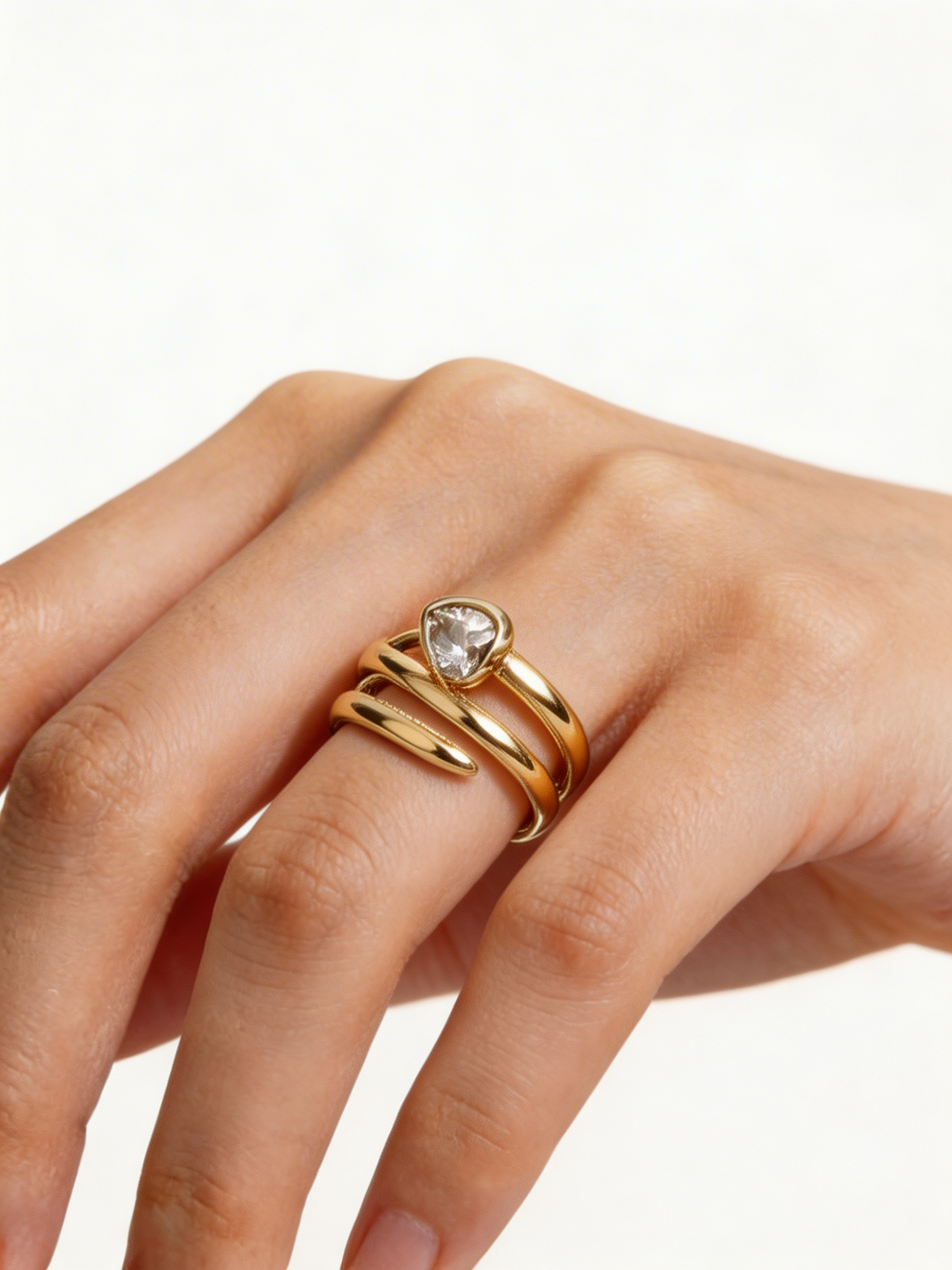 Sadie Stackable Heart Ring Set – Gold Luxe Edition