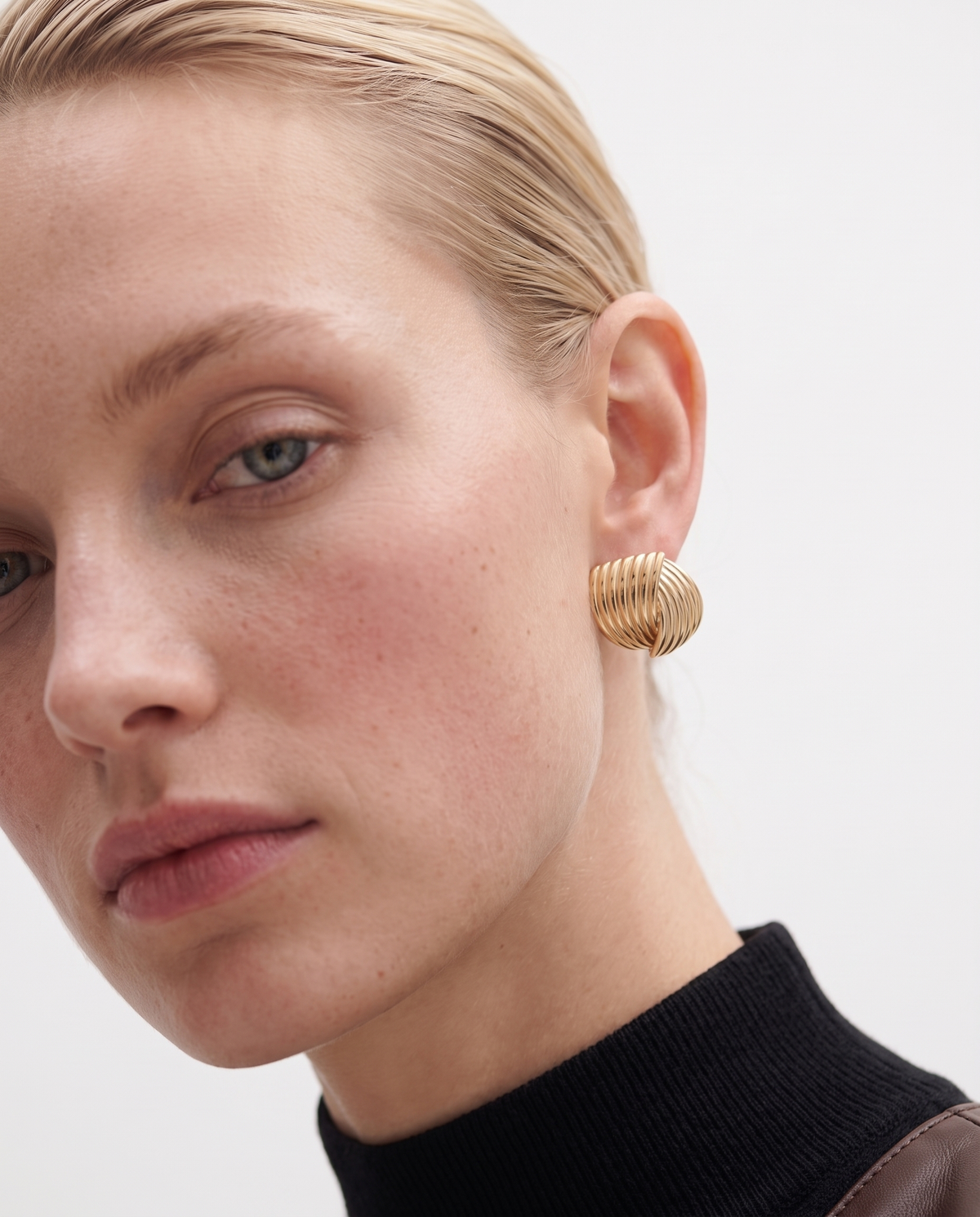 Alix Stud Earrings