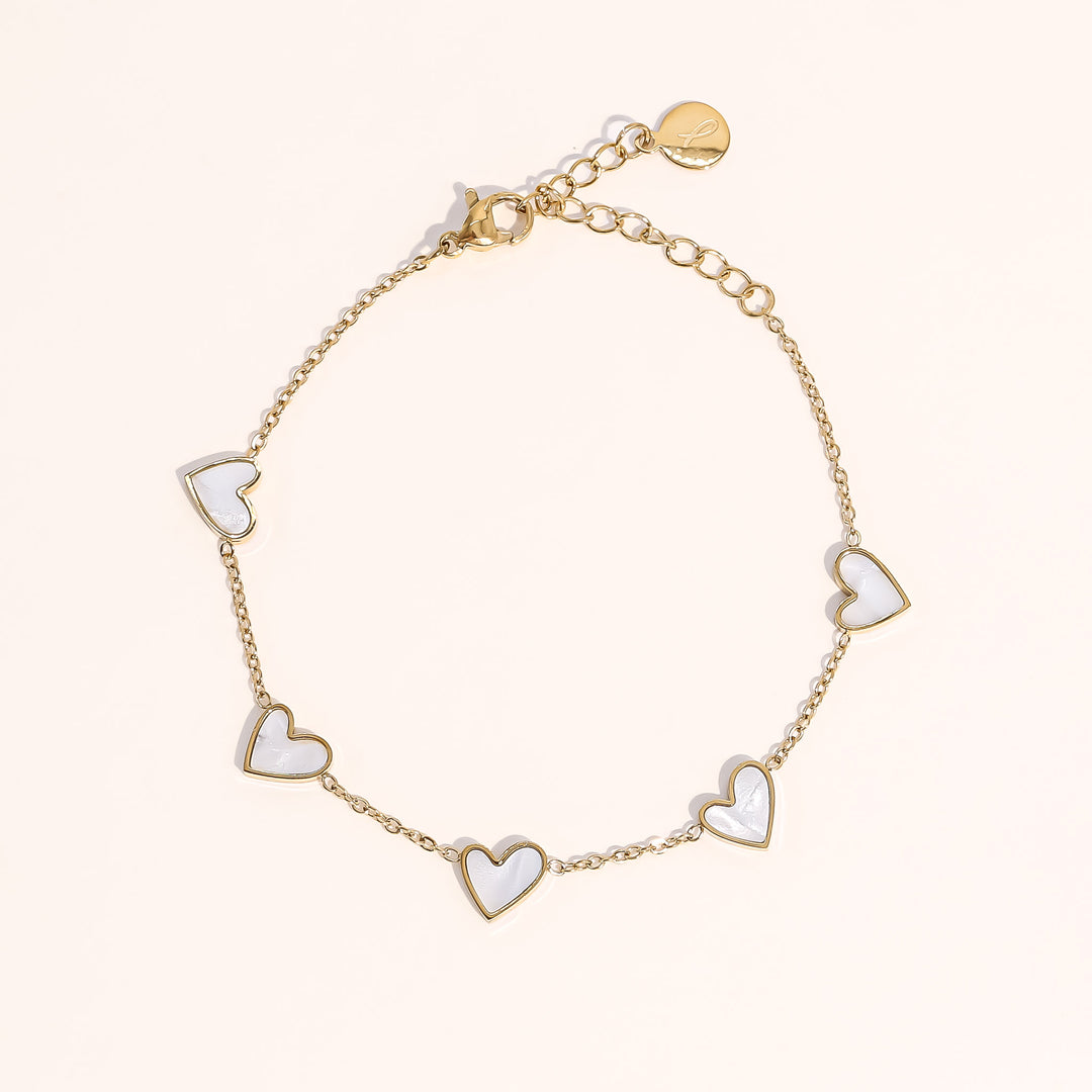Little Cute Heart Bracelet Gold
