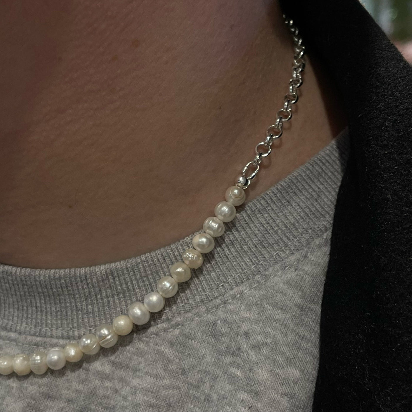 Angie Pearl Necklace