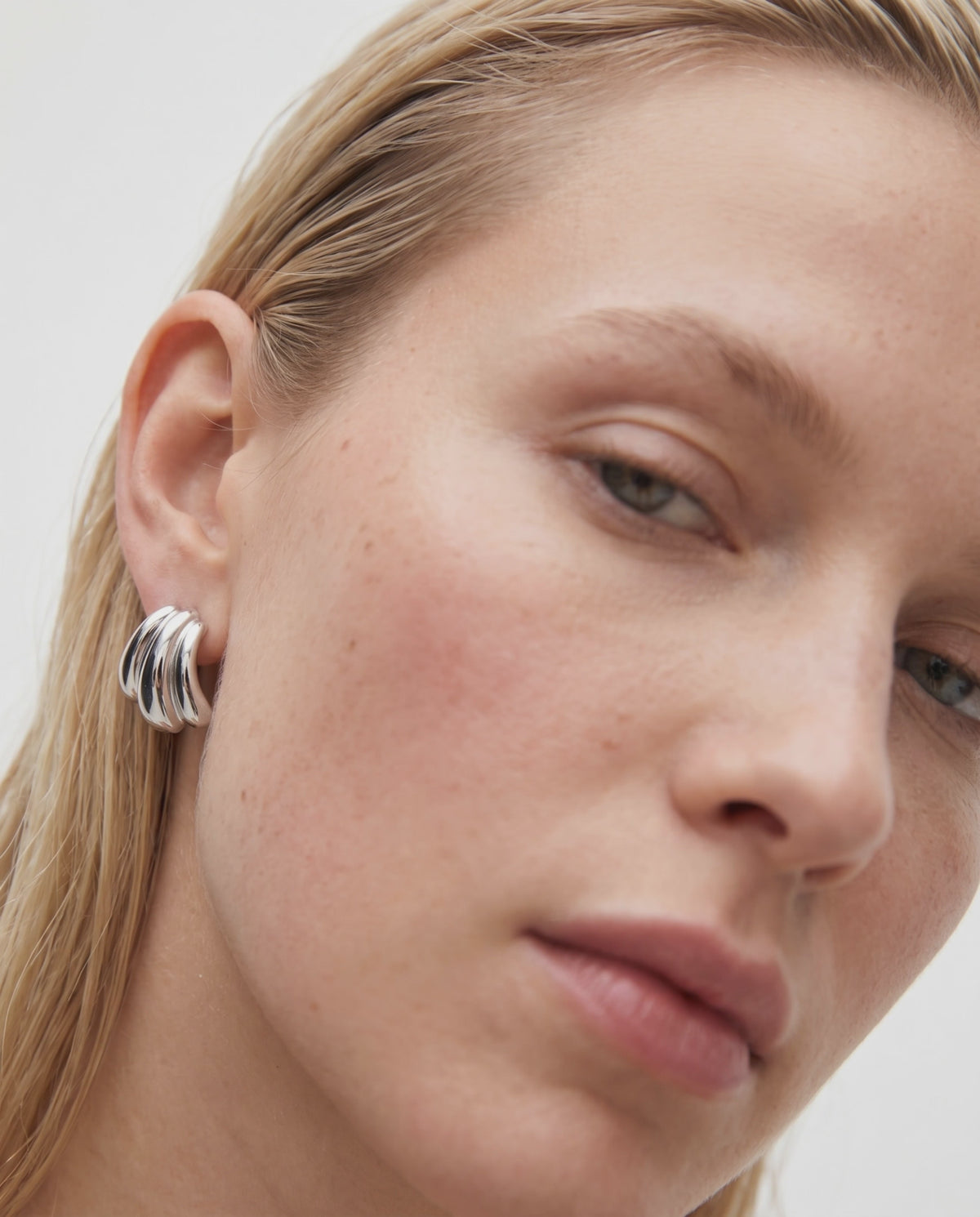 Sculptural Curve Stud Earrings